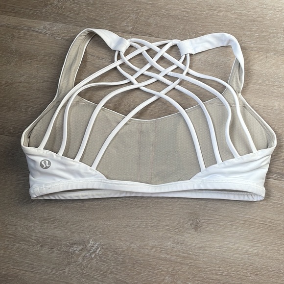 Free to be bra - Picture 2 of 4